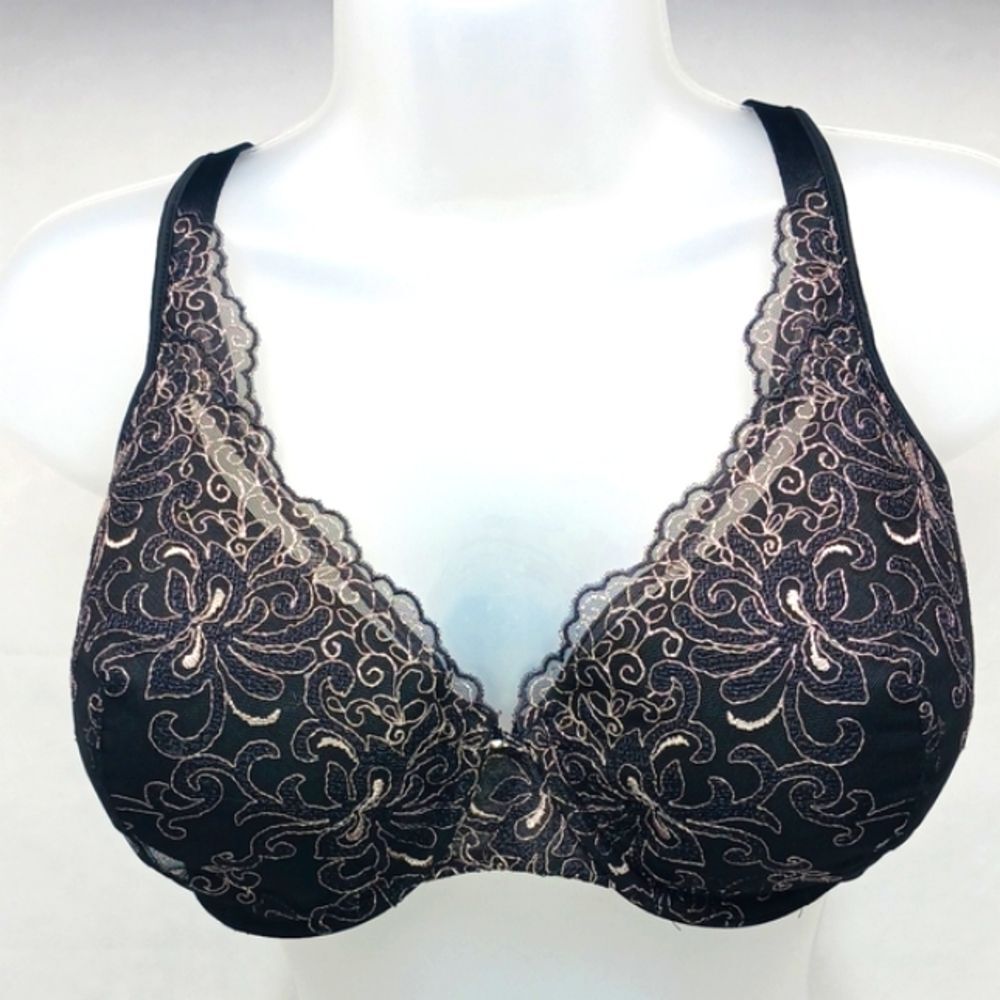 Women's 44B Playtex 4513 Secrets Side Smoothing Embroidered Underwire Bra Black